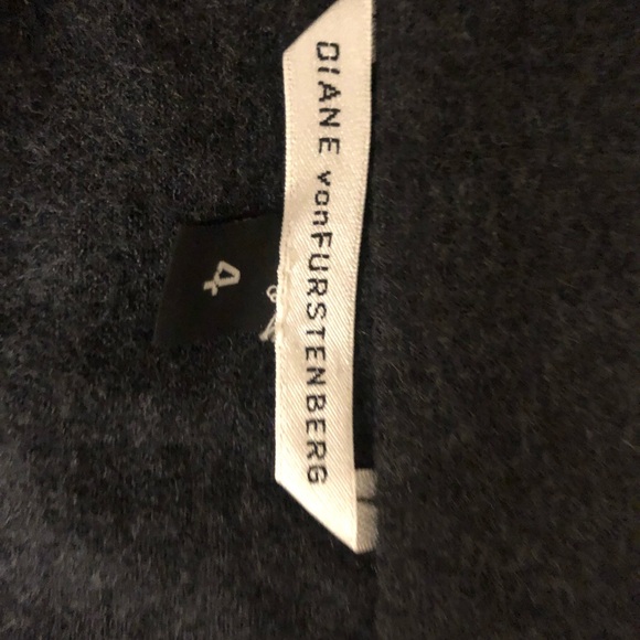 DVF grey pencil skirt - Picture 2 of 4